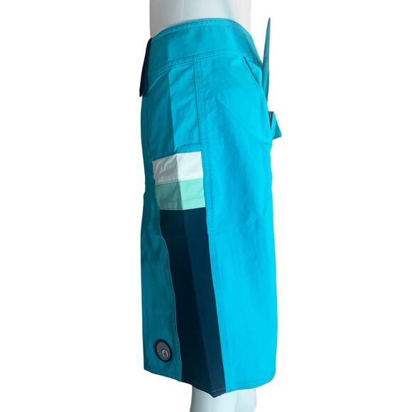 Volcom Big Boys Minxed Liberators Swim Trunk - Electric Blue Size 29 NWT - Picture 2 of 3